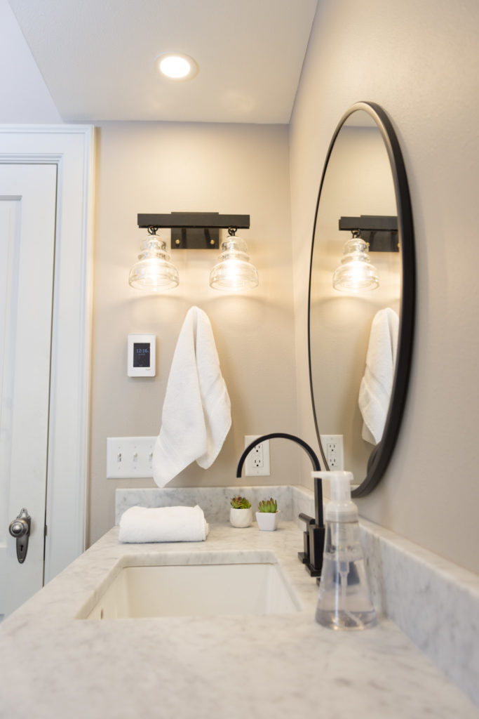 Bathroom 1 bath 20191220 DSC 8614